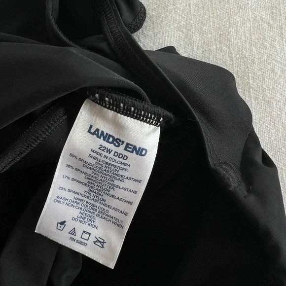 Lands End Women Plus Size SlenderSuit Tummy Control 22w Skirt One Piece Swimsuit - Picture 9 of 12